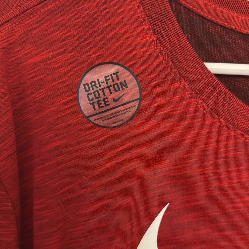 New with tags Nike drifit USA Tshirt. XL - Picture 3 of 5